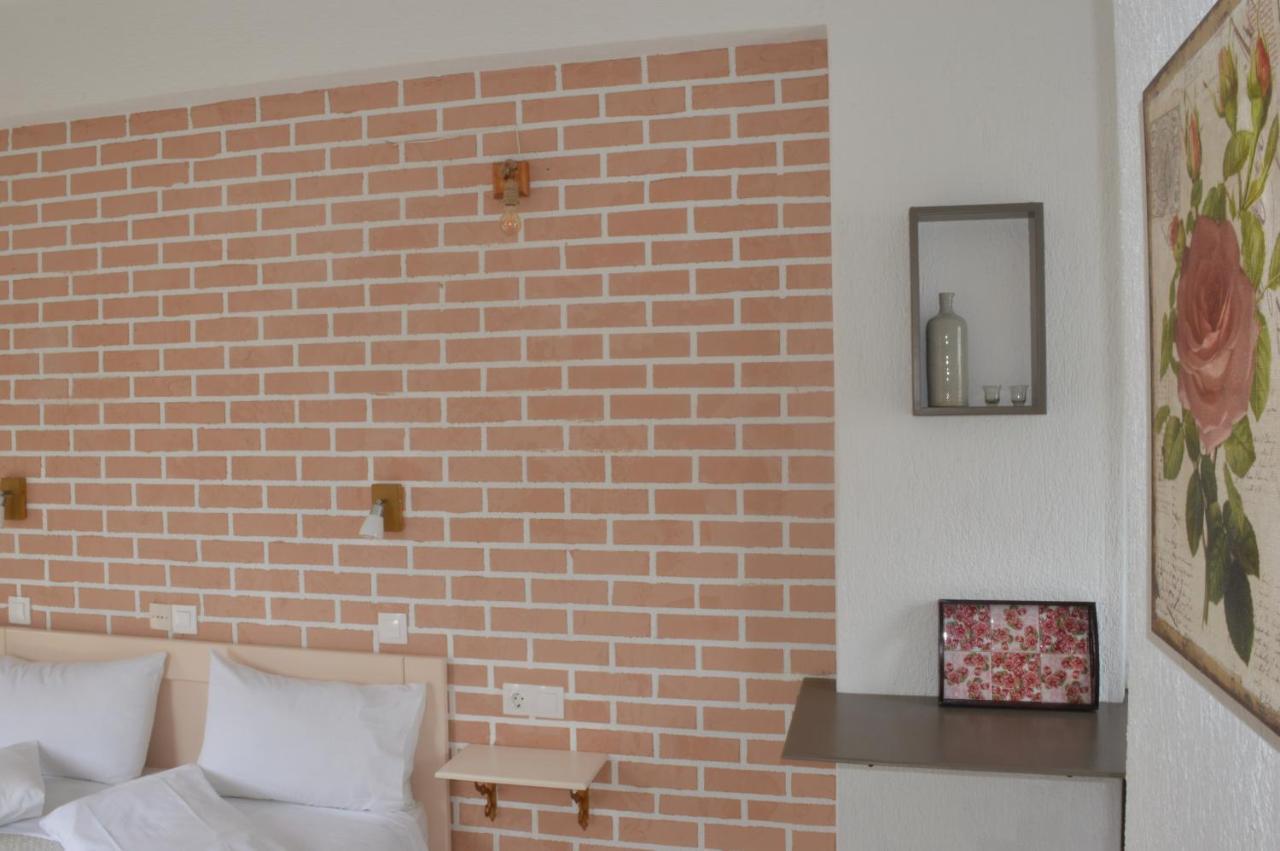 Anna George Apartment
